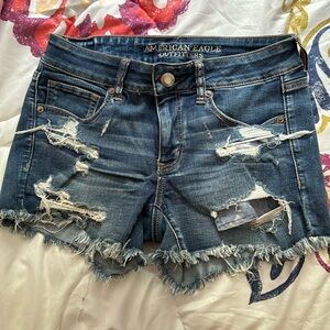 American Eagle MIDI Super Stretch Demin Short.